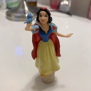 Snow White wine stopper